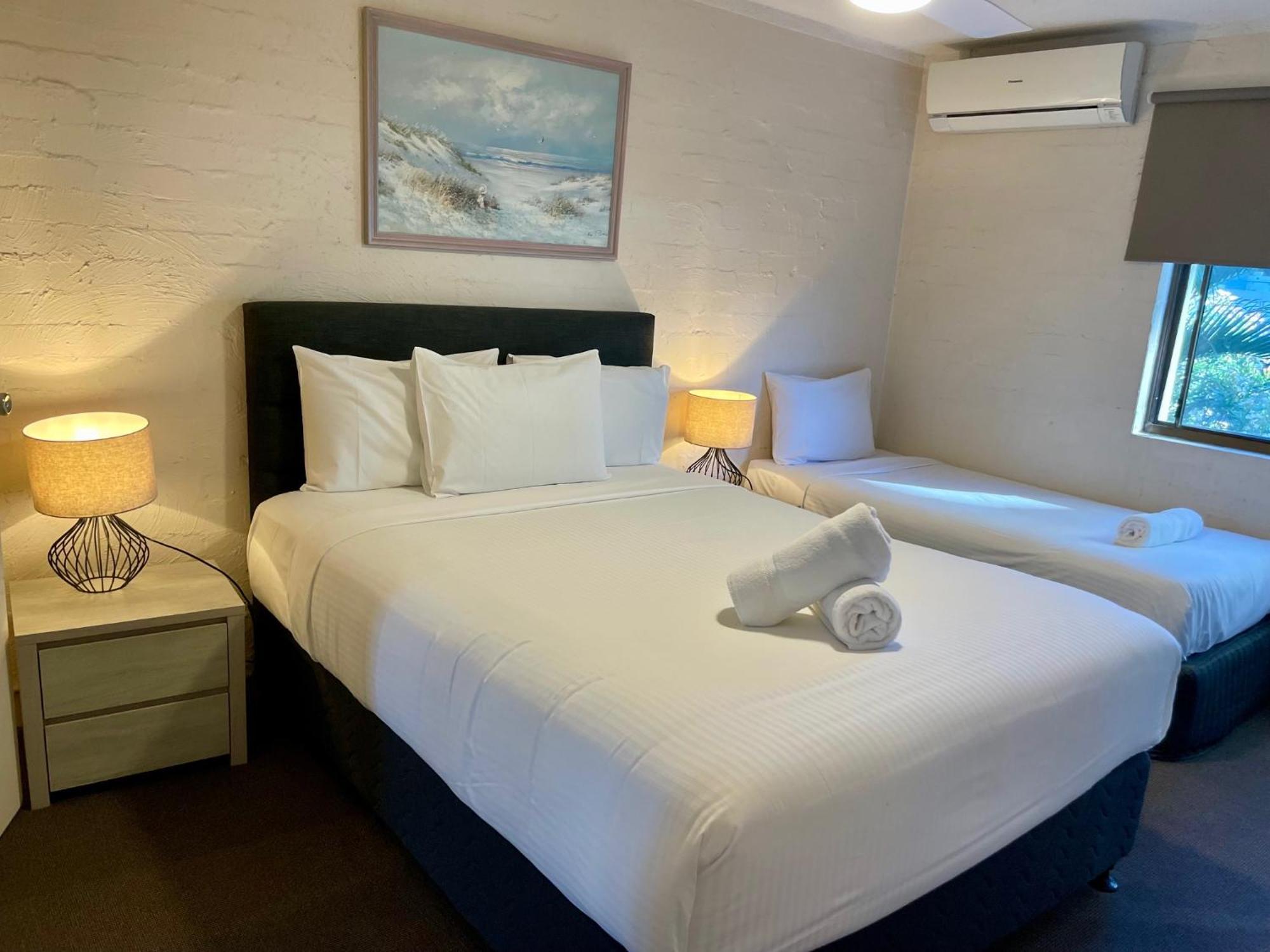 Burleigh Palms Holiday Apartments Gold Coast Buitenkant foto